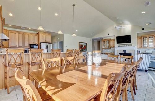 Surf City Casa | Flip Flops - Oceanfront - Private Pool & Hot Tub - Elevator