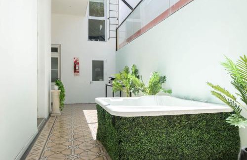 Palermo Casa | Fliphaus Ravignani 1668 - 3 Bd Pool & BBQ