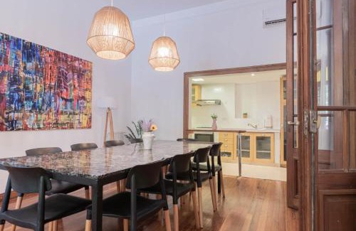 Palermo Casa | Fliphaus Soria 5100 - 4 Bd House Pool & BBQ Palermo Soho
