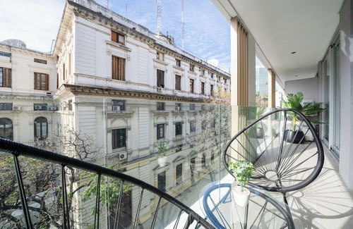 Congreso Apartamento | Fliphaus + Virrey 5 B - Lux 1 Bd in Congreso