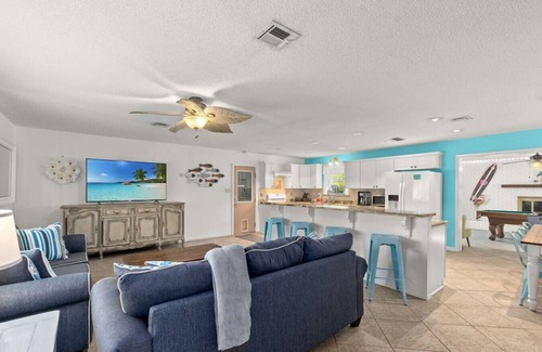 Upper Grand Lagoon Casa | Flirty Flamingo: Prvt Htd Pool, GmRm, Cov'd Patio w/ PingPong, FREE Activities@