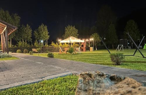 Bran Casa | Floare de Colț-Bran