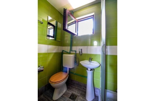 Novi Beograd Casa | Casa flotante en el río - Apt 3 (Habitación Cuádruple)