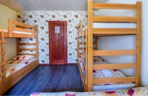 Novi Beograd Casa | Casa flotante en el río - Apt 3 (Habitación Cuádruple)