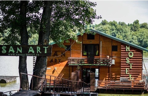 Novi Beograd Casa | Casa flotante en el río, cerca de la ciudad - Apt 6 (Habitación triple con terraza)