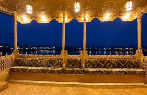 Dal Lake Alquiler De Eote | Floating Luxury Group Of Houseboats