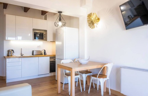 Ariany Condominio | Planta con vistas espectaculares, muy luminoso ,piscina, BBQ ,solarium privado.