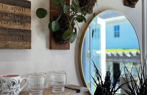 Malaga Cove Apartamento | Flora Casita