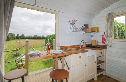Liskeard Cabaña | Flora's Hut