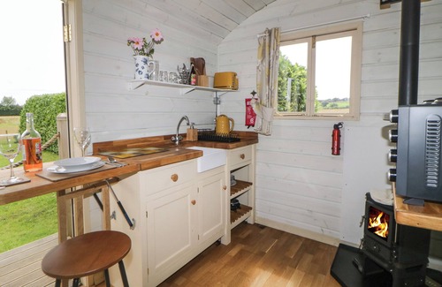 Liskeard Cabaña | Flora's Hut
