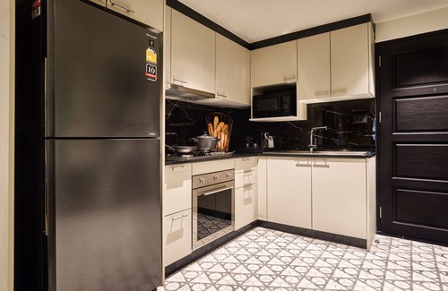 Khlong Toei Nuea Apartamento | Floral Court Hotel & Residence Sukhumvit 13