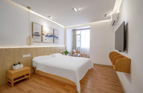 Diecai Casa | Floral Hotel Guilin Daifeng Lake House