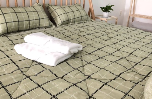 District 3 Apartamento | ♫♬Floral Mustard lovely Room in SaiGon Center 3per