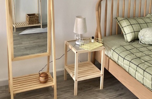 District 3 Apartamento | ♫♬Floral Mustard lovely Room in SaiGon Center 3per