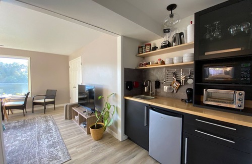 Langlois Apartamento | Floras Lake Getaway - encantador apartamento con vista