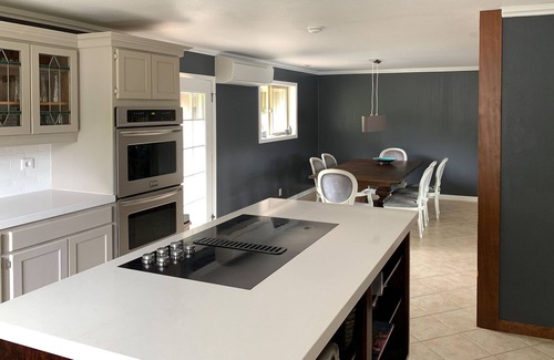 Langlois Casa | Floras Lake Getaway - Upscale Lakefront resort w guesthouse, suite and boat dock