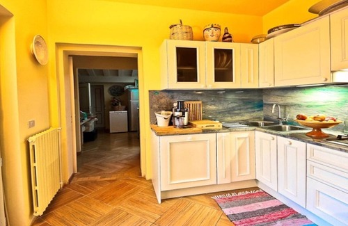 Florence Apartamento | FLORENTINE TOP MANSION WITH ANTIQUE PIECES,PARQUET FLOORING STUNNING VIEWS