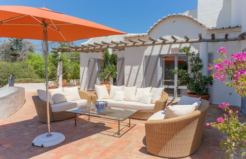 Meia Praia Villa | Casa das Flores
