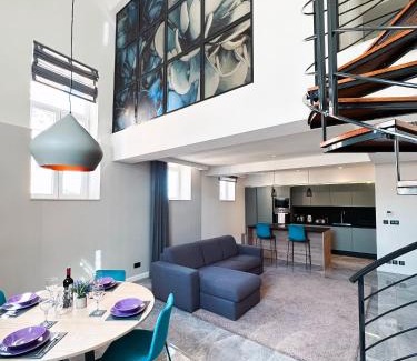 Floriana Apartamento | Florette Suite 2BR with Stunning Lounge Terrace by ArcoBnb