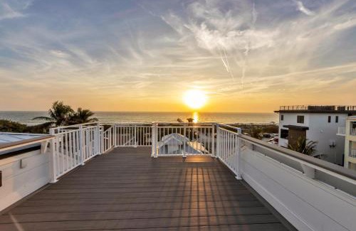 Bradenton Beach Casa | Florida Fling