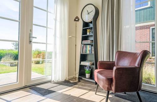 Uitdam Casa | Florijn 6 by Interhome