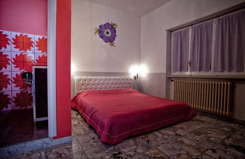 Murat Town Cama Y Desayuno | Flower Bed & Breakfast