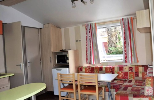 Rieux-de-Pelleport Casa | Camping Les Mijeannes *** - Cottage Loggia 3 Habitaciones 4 Personas