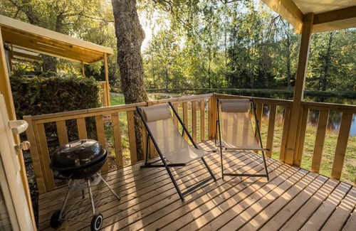 Granges-Aumontzey Casa | Flower Camping LA STENIOLE **** - Mobile home Great Comfort pond view - 2 bedrooms 4 people