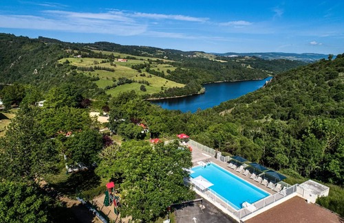 Cordelle Casa | Flower Camping de Mars **** - Mobile home 35m2 Premium / 3 bedrooms + TV + LV + Clim + Terrace covered 6 people