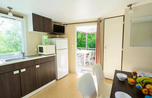 Clamensane Casa | Flower Camping Le Clot du Jay *** - Mobile home Comfort 29m2 2 bedrooms + terrace 4 people