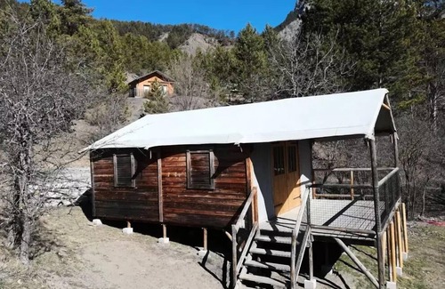 Clamensane Casa | Flower Camping Le Clot du Jay *** - Cabane Lodge on Pilotis 34m2 2 bedrooms + terrace 5 people