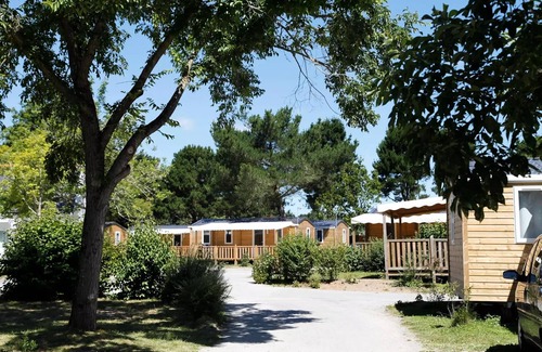 Saint-Philibert Casa | Flower Camping Le Kerarno **** - Mobile Home Comfort 22m2 - 2 bedrooms - Terrace semi-covered - TV - dishwasher 5 people