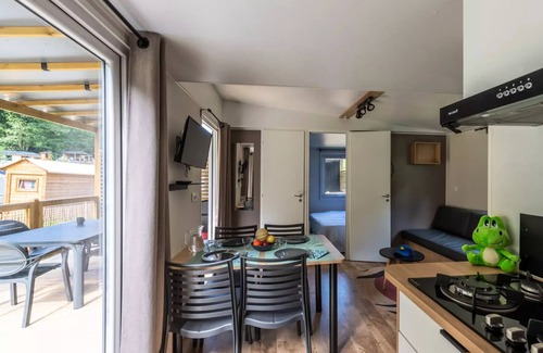 Le Ru Casa | Flower Camping Port de la Chaîne **** - Homeflower Premium 29m2 (2 bedrooms) Terrace + TV + SEA VIEW 4 people