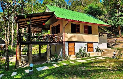Ranong Complejo | Flower Power Farm Village