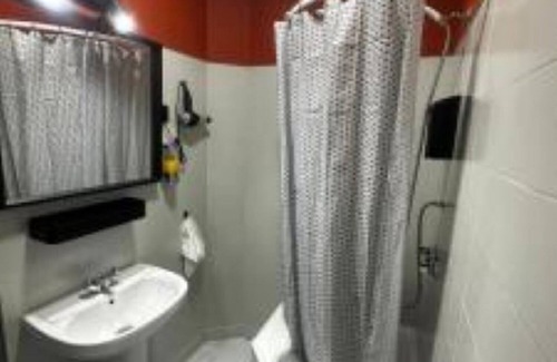 Sobrado Apartamento | Flower Residence APT 202
