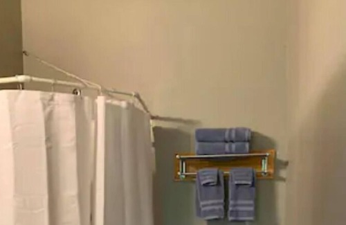 Steelville Casa | Flusszimmer Suite @ Meramec Riverside Lodge & Retreat