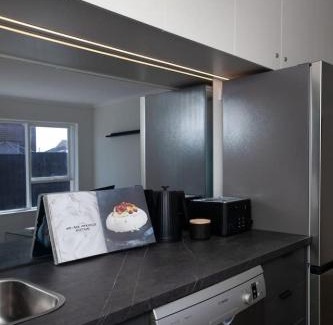 Melbourne Apartamento | Fly Around Town in Chic Retreat
