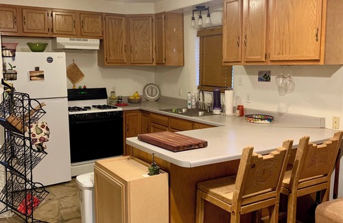 Albuquerque Casa | Flyover Cottage/Quaint 2-bedroom house in charming rural Albuquerque