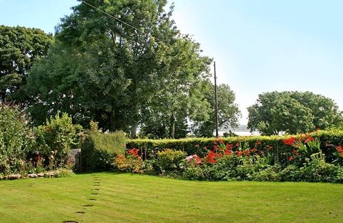 Llanfairpwllgwyngyll Cabaña | CASA DE PIEL ESTABLE, admite mascotas en Brynsiencyn, Ref 1008706