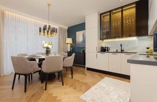 Srodmiescie Apartamento | Foksal 12/14 | Residence LUX Blue Moon | Warsaw