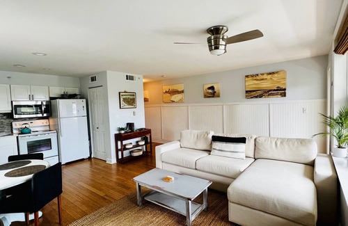 Folly Beach Condominio | Folly River Condo - Pool / Dock / Balcony with a view!