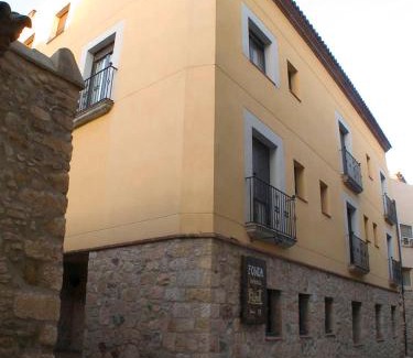 Montblanc Apartamento | Fonda Bohemia Riuot