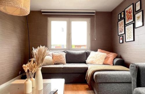 Geel Chalet De Esquí | Fonnies Chalet