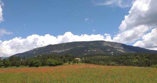 Saint-Andre-les-Alpes Apartamento | Font Chaude, emplacement idéal, calme et nature magnifique