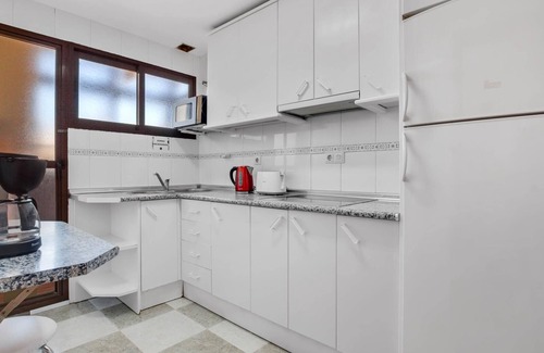 Carihuela Apartamento | Fontana - Terraza, Piscina, Parking, 2ª linea de playa. Vistas al mar