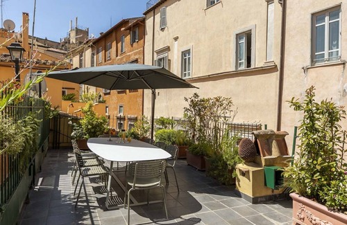 Rione IV Campo Marzio Apartamento | Apartamento Campo Marzio, en el corazón de la ciudad