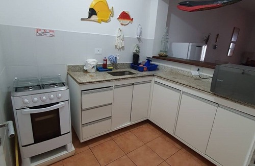 Caraguatatuba Casa | ¡PÉ EN LA ARENA, FRENTE AL MAR! ¡LINDA VISTA! AIRE ACONDICIONADO, WI-FI y SKY