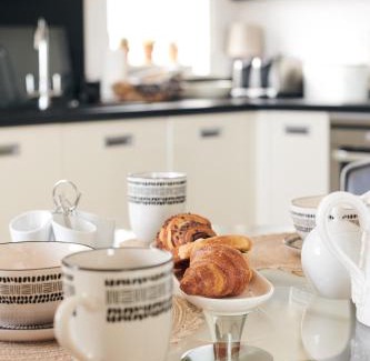 Saundersfoot Apartamento | Footprints-comfortable and modern one bedroom Apartment - walking distance to the pretty harbour
