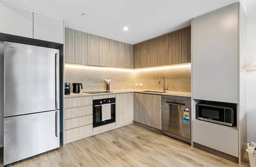 Buddina Casa | Footsteps to Surf, Shop & Dine on the Sunshine Coast