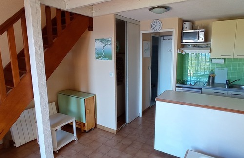 Le Dramont Apartamento | 300m de la playa. Promo -20% semana (24 / 08-31 / 08) -Vista panorámica al mar - calma-WIFI